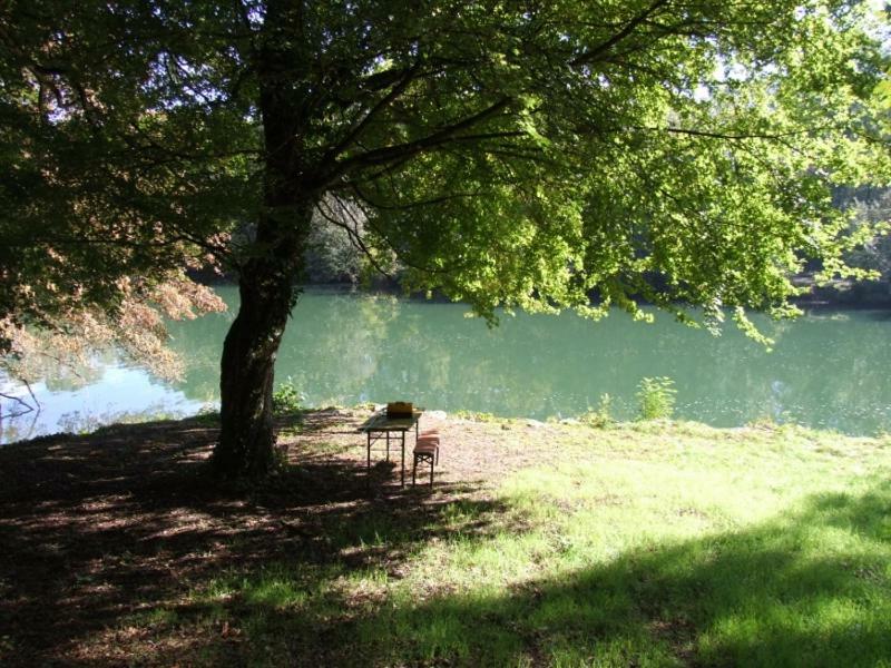 Les Gites Du Parc Mantoche Le Tonneau Exterior foto